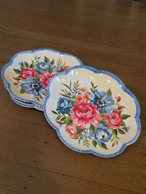 Shabby Chic Melamine Set Of 4: Pink, Blue & Green Floral Scalloped 9" Plate